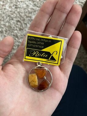 Rota-L Handmade Baltic Amber Pendant